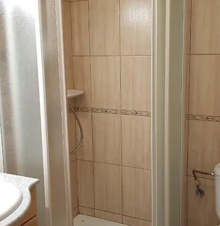 Calle Del Medio 7 شقة